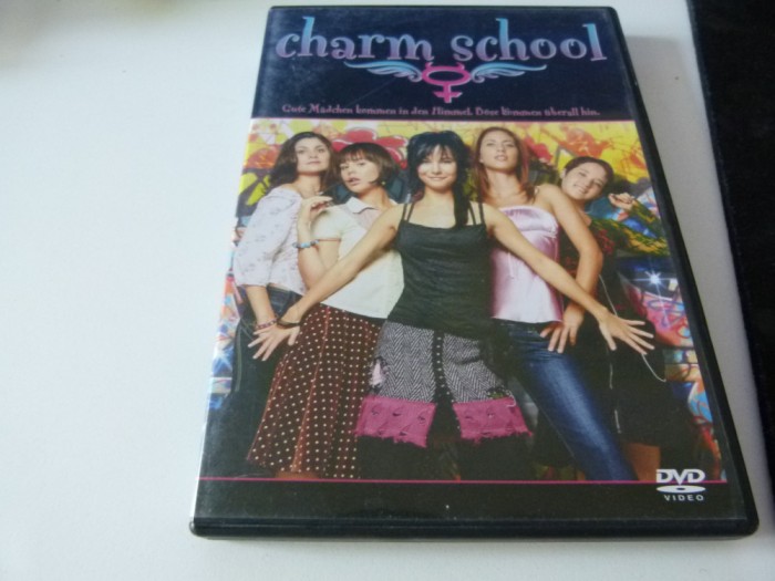 Charm school, dvd