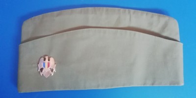 M1 6 - Boneta militara - cu emblema metalica - culoare kaki foto