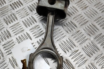 Piston AUDI A6 4F2, C6 2007 OEM: 06E198401C 23115898 foto