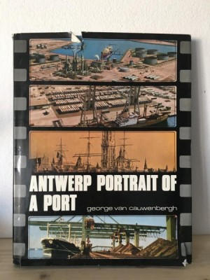 George Van Cauwenbergh - Antwerp. Portrait of a Port foto