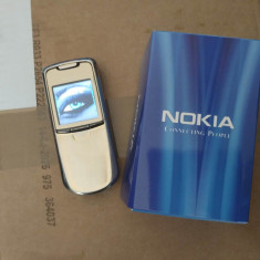 Nokia 8800, in stare foarte buna !!!