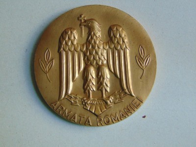 Medalie Armata Romaniei Aniversarea bazei de reparat tehnica militara 1973-1998 foto