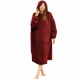 Patura cu maneci, tip Hanorac cu gluga si buzunar cangur, Flanel 250g/mp, 135 cm, Rosu,