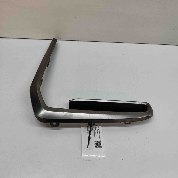 Bandou bara de protecție dreapta față BMW X7 G07 2020 OEM: 8092884,8074262 31407191