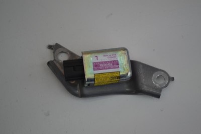 Senzor de impact st&amp;acirc;nga spate LEXUS RX _U3_ 2007 OEM: 89834-48020 | 1486285 foto