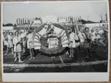 Scena de la defilarea din 23 august 1984// fotografie, Romania 1900 - 1950, Portrete