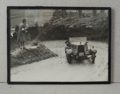&amp;quot;Cursa de masini&amp;quot; fotografie veche cca 1950 foto