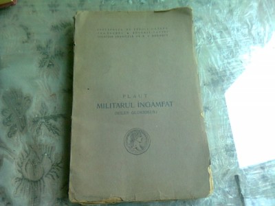 MILITARUL INGAMFAT - PLAUT foto