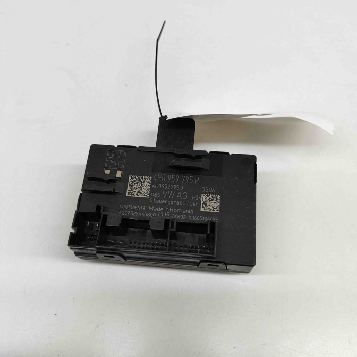 Modul de control ușă st&acirc;nga spate PORSCHE MACAN 95B 2016 OEM: 4H0959795P,4H0.959.795.P,4H0959795J,4H0.959.795.J,A2C7325440800 22297310