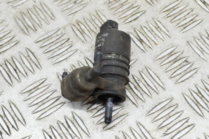 Motor rezervor lichid de parbriz SSANGYONG KYRON 2005 OEM: 90586762 | 14799815