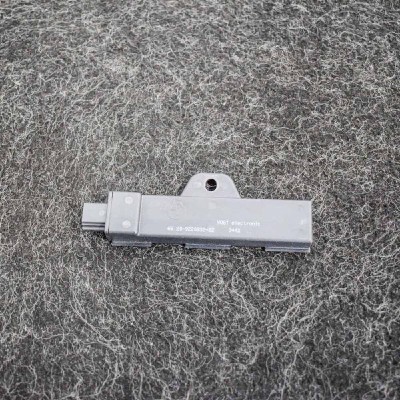 Amplificator de antena BMW 3 F30, F80 2015 OEM: 9220832 3400201 foto