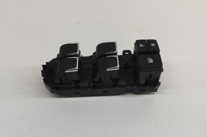 Buton geam ușă dreapta față LEXUS NX _Z1_ 2020 OEM: 74232-47190,84040-78040 30374859