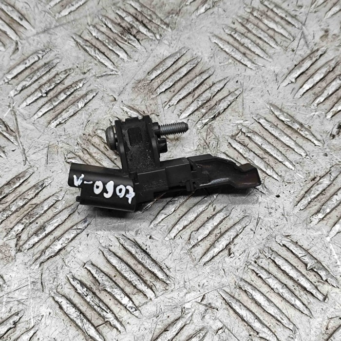 Senzor de poziție arbore cotit CITRO&Euml;N C3 II 2013 OEM: 9670253080 | 30336296