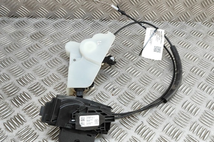 &Icirc;ncuietoare ușă st&acirc;nga spate TESLA MODEL X 2020 OEM: 1127339-00-C | 31691153