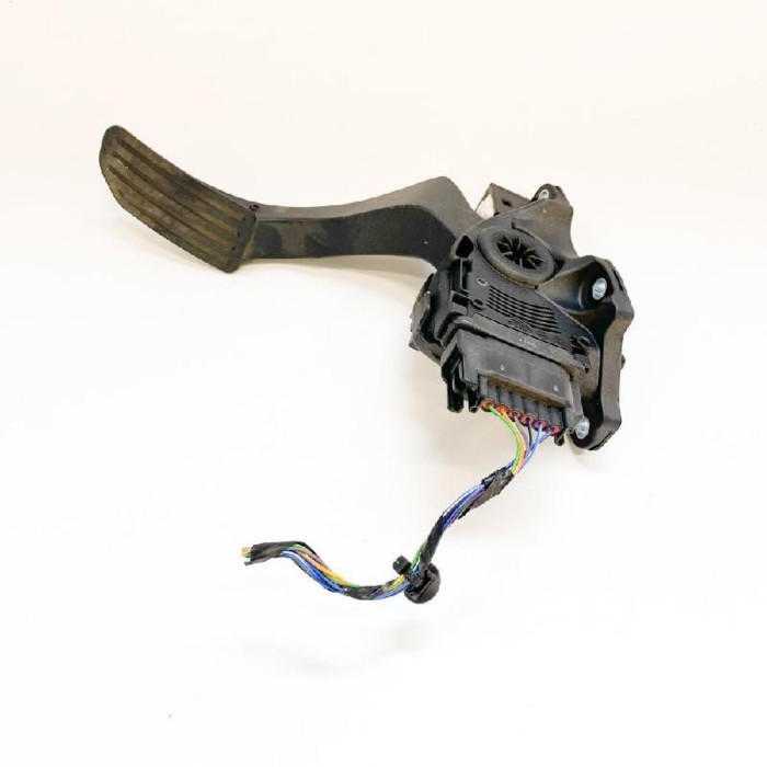 Pedala de accelerație VOLVO V60 2011 OEM: 31329060,6PV010834 10844216