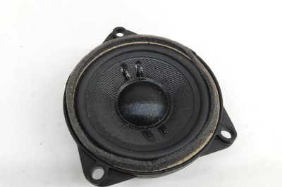 Difuzor ușă st&amp;acirc;nga spate PORSCHE Taycan 2022 OEM: 9J1035413,9J1.035.413 25150080 foto