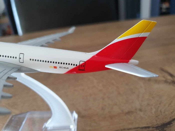 Macheta metalica de avion Iberia Airlines| Decoratie | Perfect pt cadou