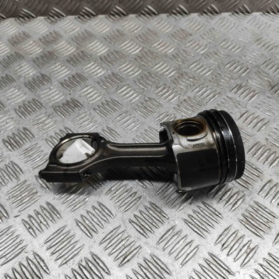 Piston BMW 4 Coupe F32, F82 2019 OEM: 8519401,8473777 foto