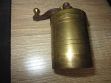 rasnita veche mica partea de sus dimensiune 5cm atentie doar partea de sus a4