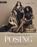 The Photographer&#039;s Guide to Posing: Techniques to Flatter Everyone
