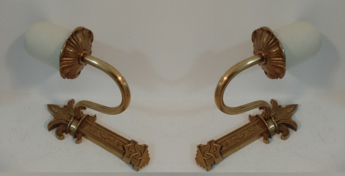 Elegant set de aplice electrice in stil francez din bronz masiv