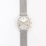 Ceas elegant cu accente aurii si bratara metalica fina