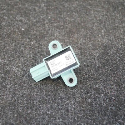 Senzor de impact dreapta față AUDI A5 8T3 2013 OEM: 8K0955557C | 2387594 foto