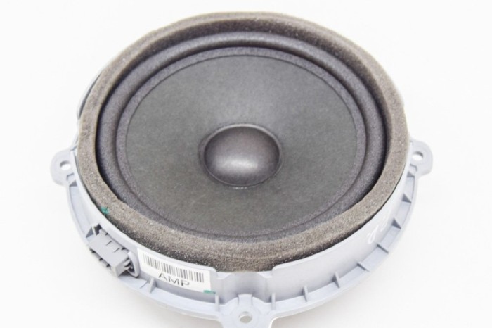 Difuzor ușă dreapta față HYUNDAI IONIQ AE 2016 OEM: 96330-F2100,29117-D0072,8941034701A 11580719