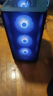 PC nou,stare excelenta foto