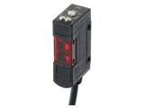 Senzor fotoelectric reflexiv NPN OMRON E3S-AD61 5M - detectare precisă