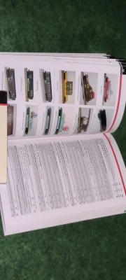 CATALOG TRENULETE COLLECTOR&amp;quot;S GUIDE TO CLASSIC 0 - GAUGE TRAINS foto
