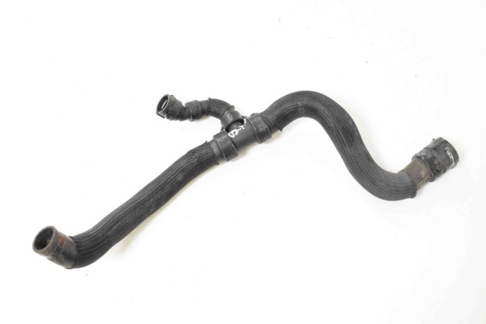 Furtun radiator răcire dreapta VOLVO S60 II 2012 OEM: 31355200