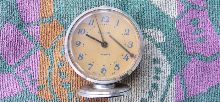 CEAS SLAVA 11 RUBINE , MADE IN USSR , NU FUNCTIONEAZA , CITITI DESCRIEREA !!