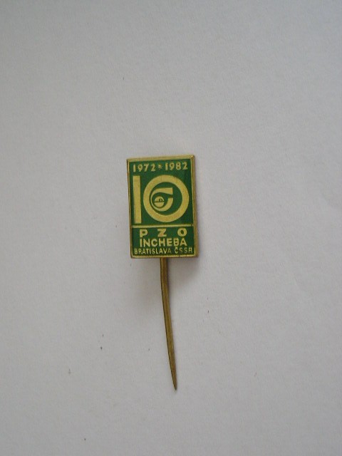 QW9 N6 1 - insigna - Bratislava - INCHEBA - anul 1982