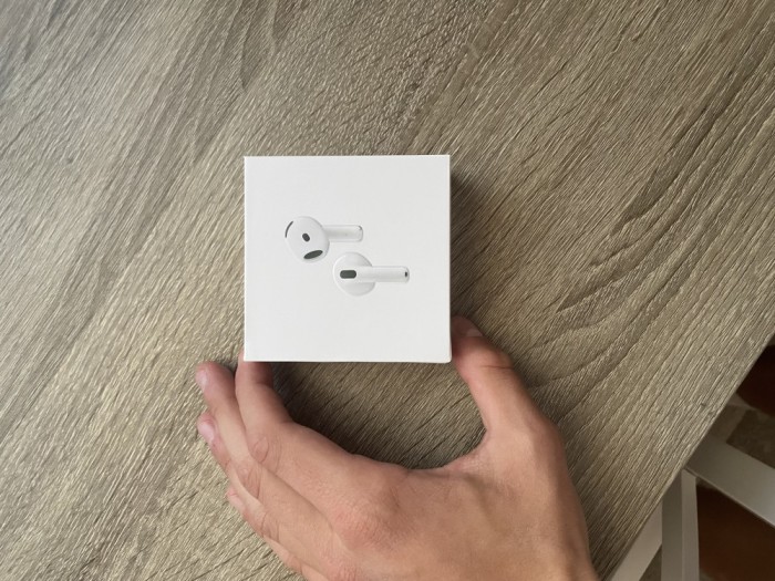 Air pods 4