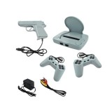 Cumpara ieftin Consola de jocuri video retro FOXMAG24, cu 2 joystick-uri si 1 arma laser incluse