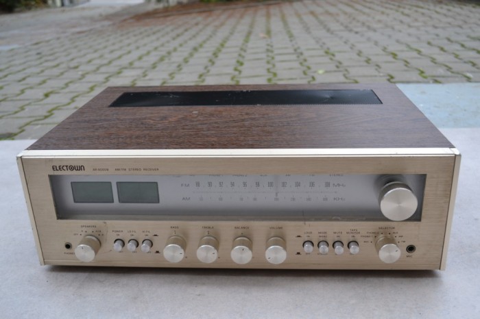 Amplificator Electown AR 6000 B