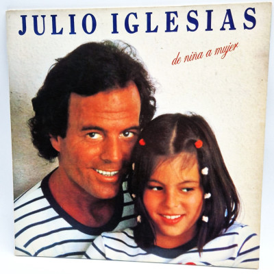 lp Julio Iglesias - De Nina A Mujer _ VG+ / VG+ _ CBS Germania 1981 _ pop latino foto