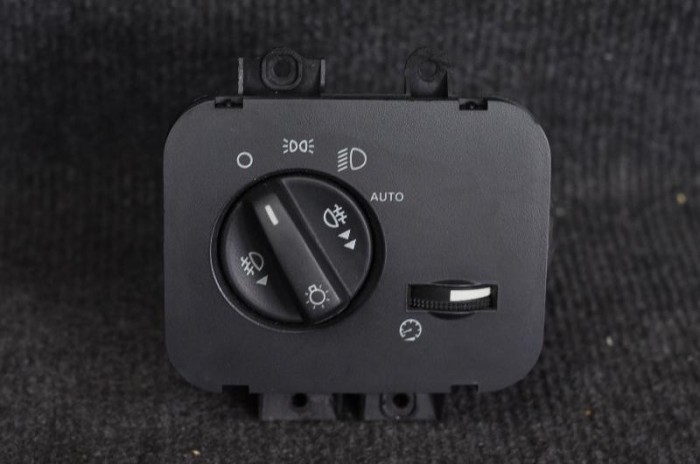 Modul de control comutator faruri LAND ROVER RANGE ROVER SPORT L320 2007 OEM: YUD501480PVJ 1508503