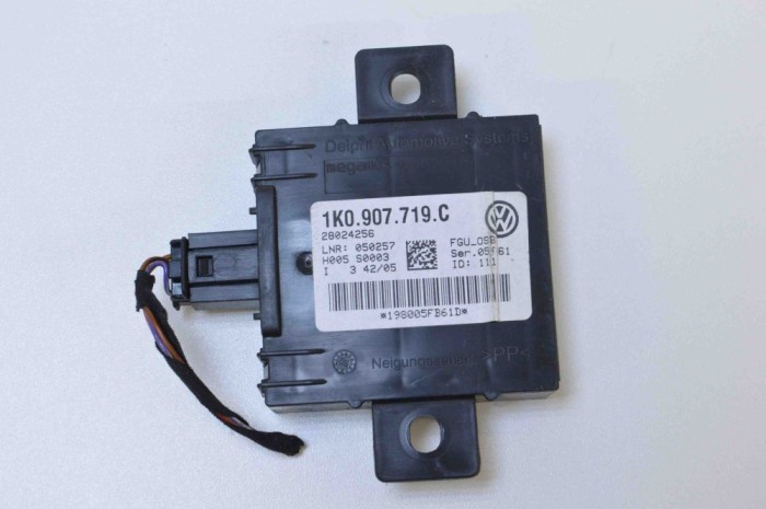 Alt modul de control VW JETTA III 1K2 2006 OEM: 1K0.907.719.C,28024256 2123374