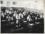 PM432N Eleve &icirc;n uniformă Straja Țării