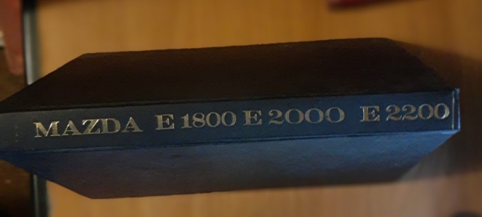 CARTE TEHNICA Mazda E1800 E 2000 E 2200 - (1984)