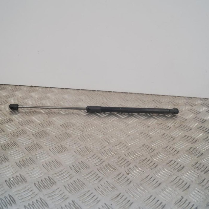 Amortizor haion dreapta VW POLO 6R, 6C 2009 OEM: 6R6827550C 2571577