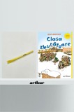 Cumpara ieftin Pachet promo Classic Yellow (Clasa zburătoare paperback și pix) - Erich K&auml;stner
