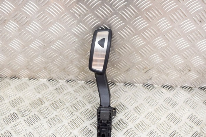 Pedala de accelerație VW ID.3 E11 2020 OEM: 1EC723503,6PV014005 14351114