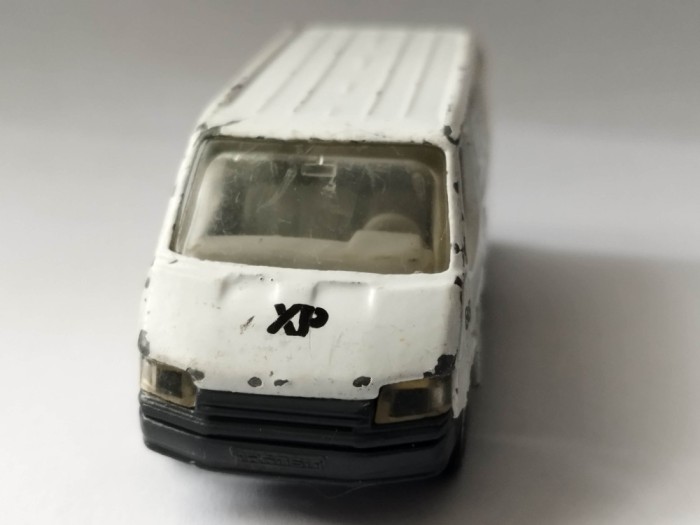 bnk jc Matchbox Ford Transit - 1/63