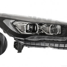 Far Ford Kuga, 02.2016-, fata, Dreapta, ST-Line, bi-xenon; cu lumini de curbe; cu LED daytime running light; D3S+H1+LED; electric; negru, transparent