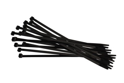 Coliere plastic negre foto