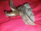 ANTICHITATE-Sculptura pasare(PAUN)pe Creanga-Emblema-Statueta-Emblema retro, Nuage