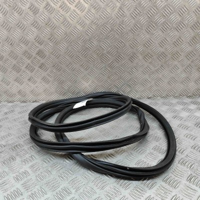 Garnitura ușă dreapta spate CITRO&amp;Euml;N C5 AIRCROSS 2021 OEM: 9816902580 foto